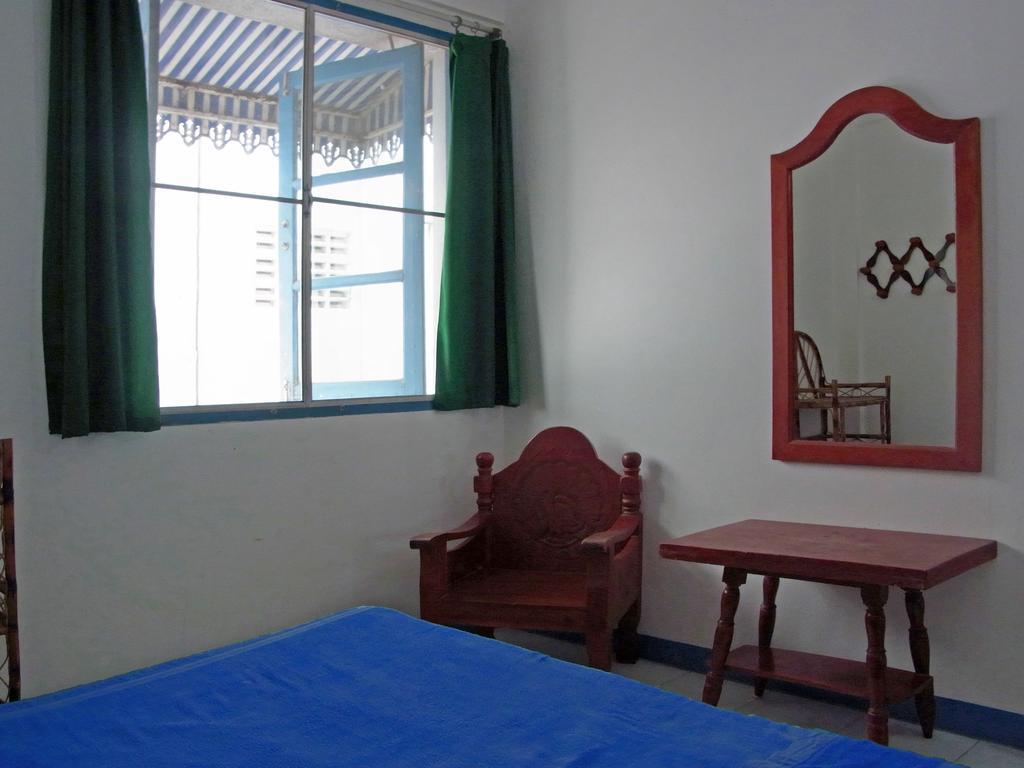 Niku Guesthouse Patong Kültér fotó