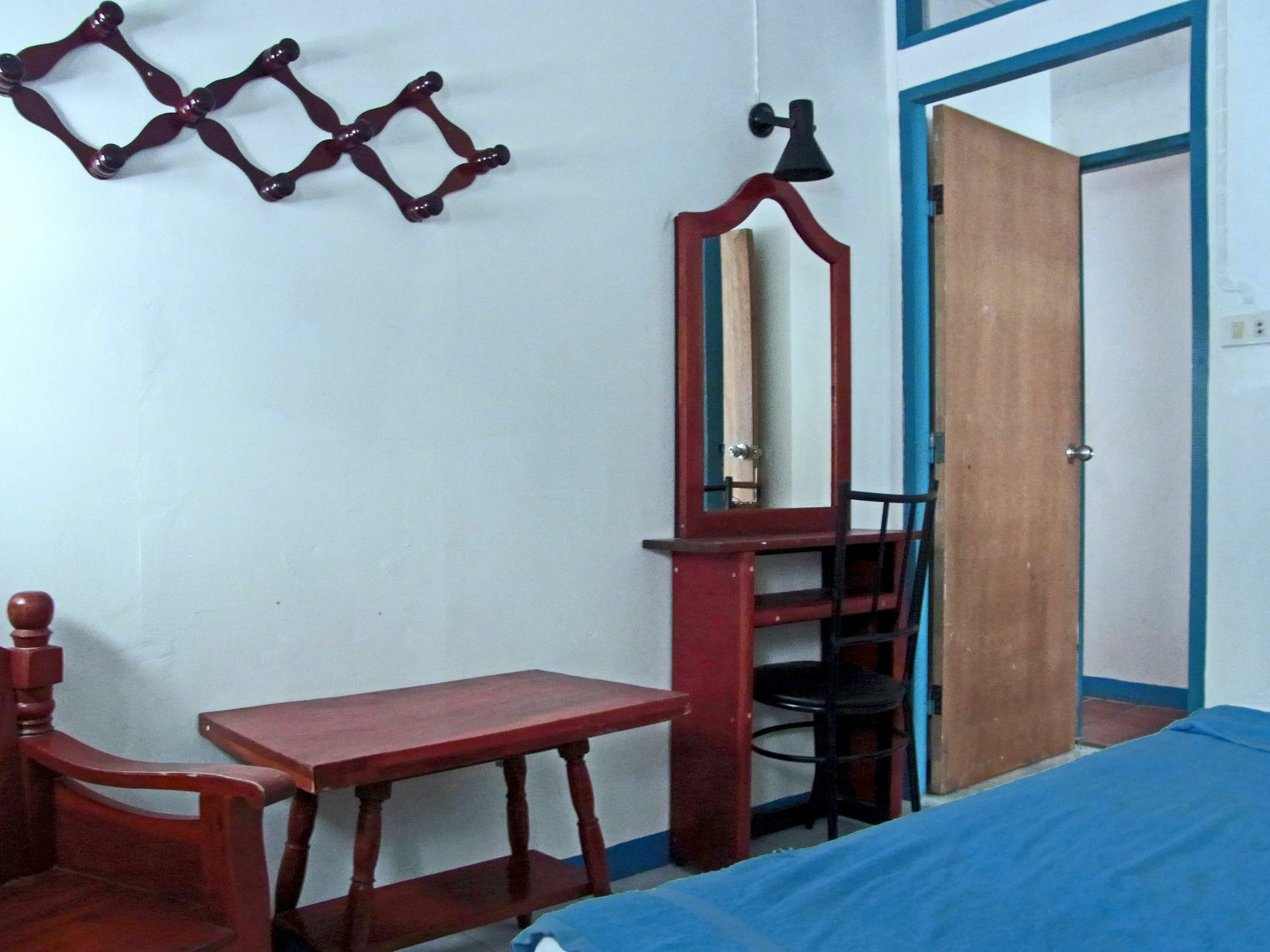 Niku Guesthouse Patong Kültér fotó
