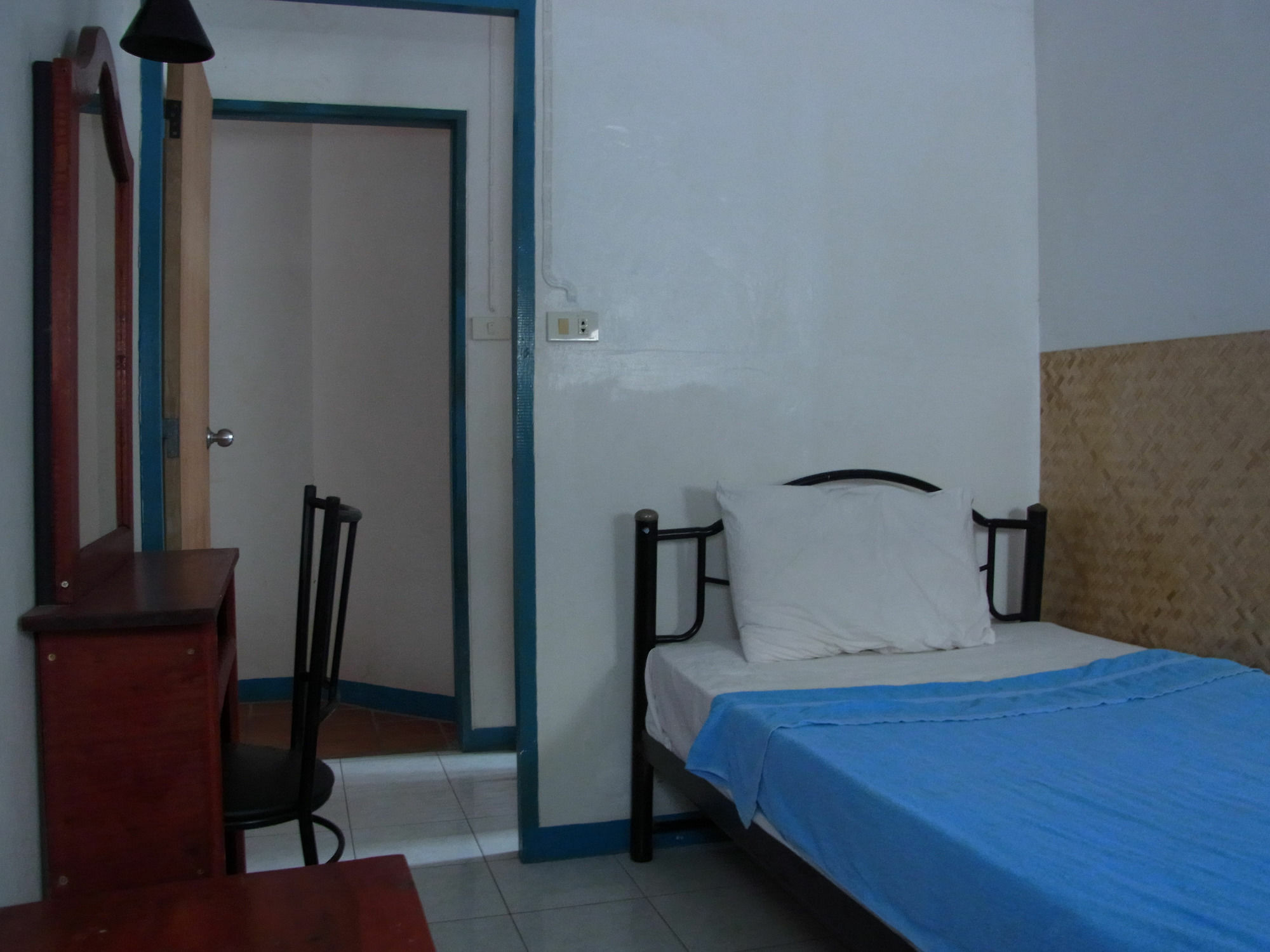 Niku Guesthouse Patong Kültér fotó
