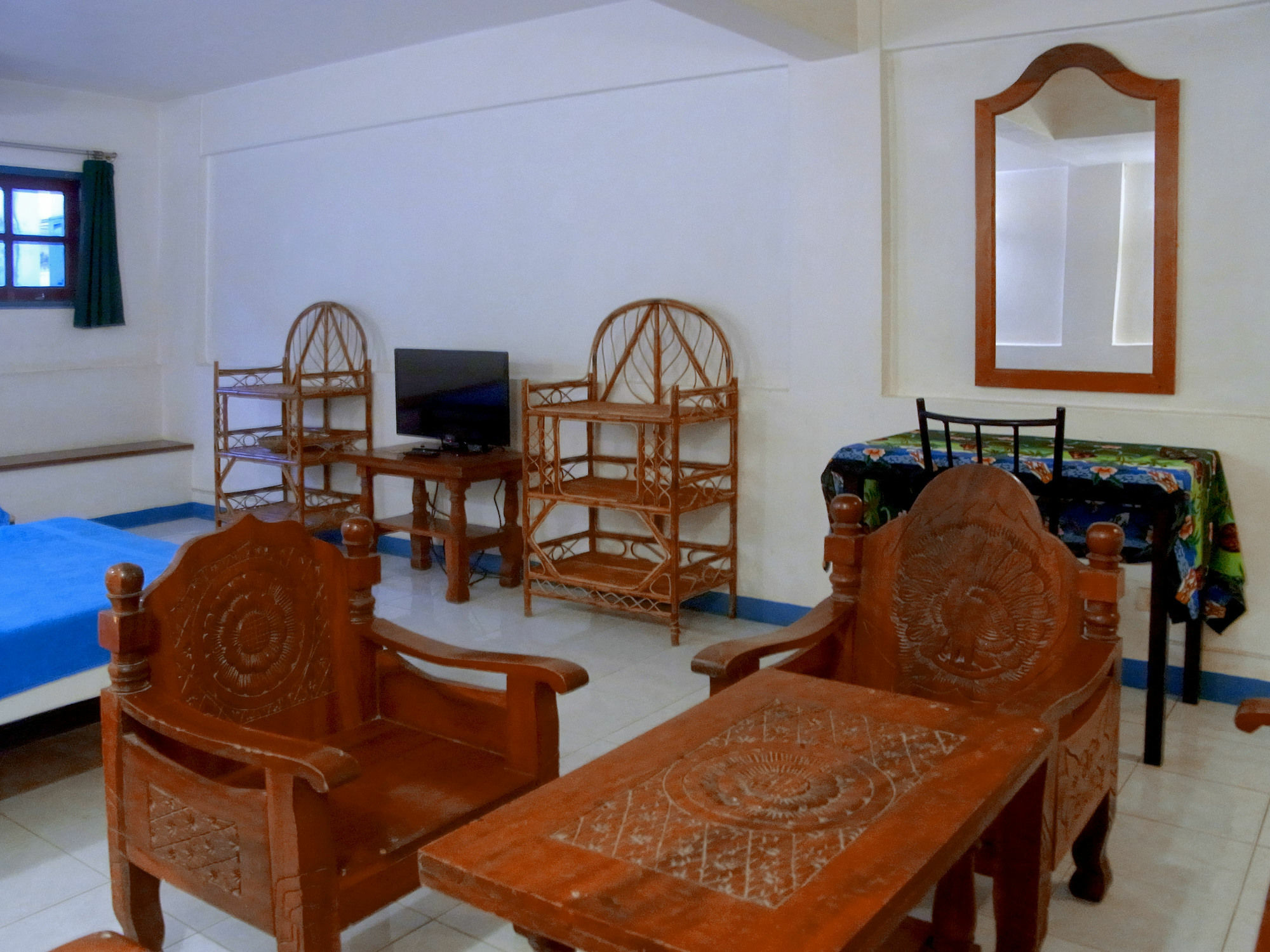 Niku Guesthouse Patong Kültér fotó